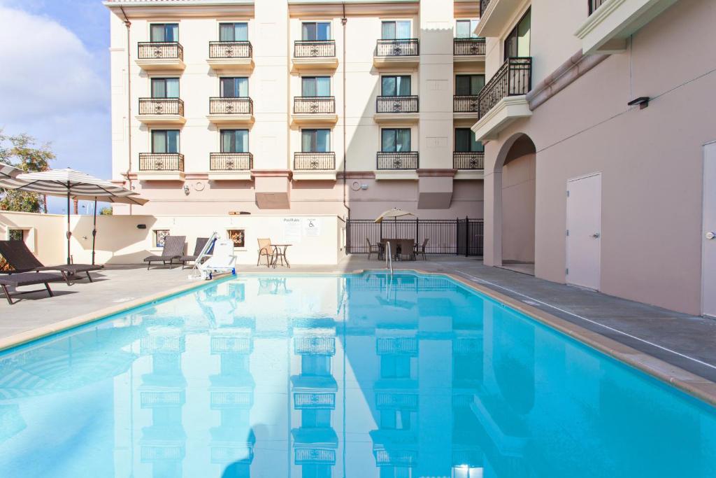 Hotels Booking